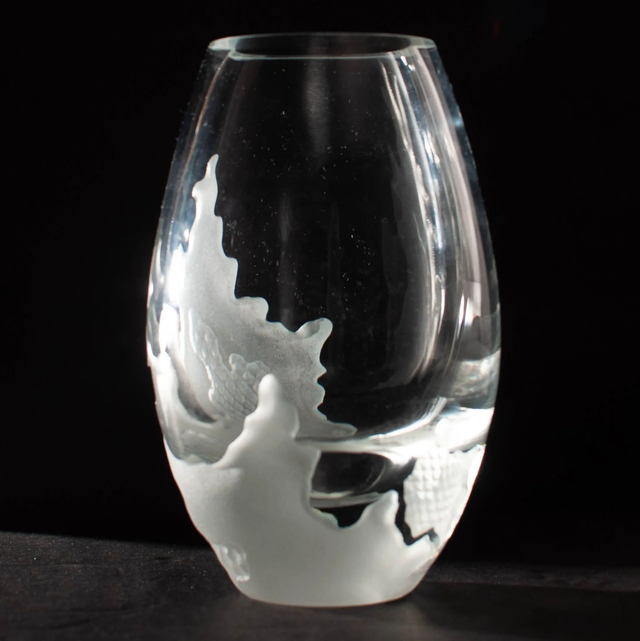 Tranquil Core Glass Art - Sandblast-Engraved, Deep-Carved Glass Vase