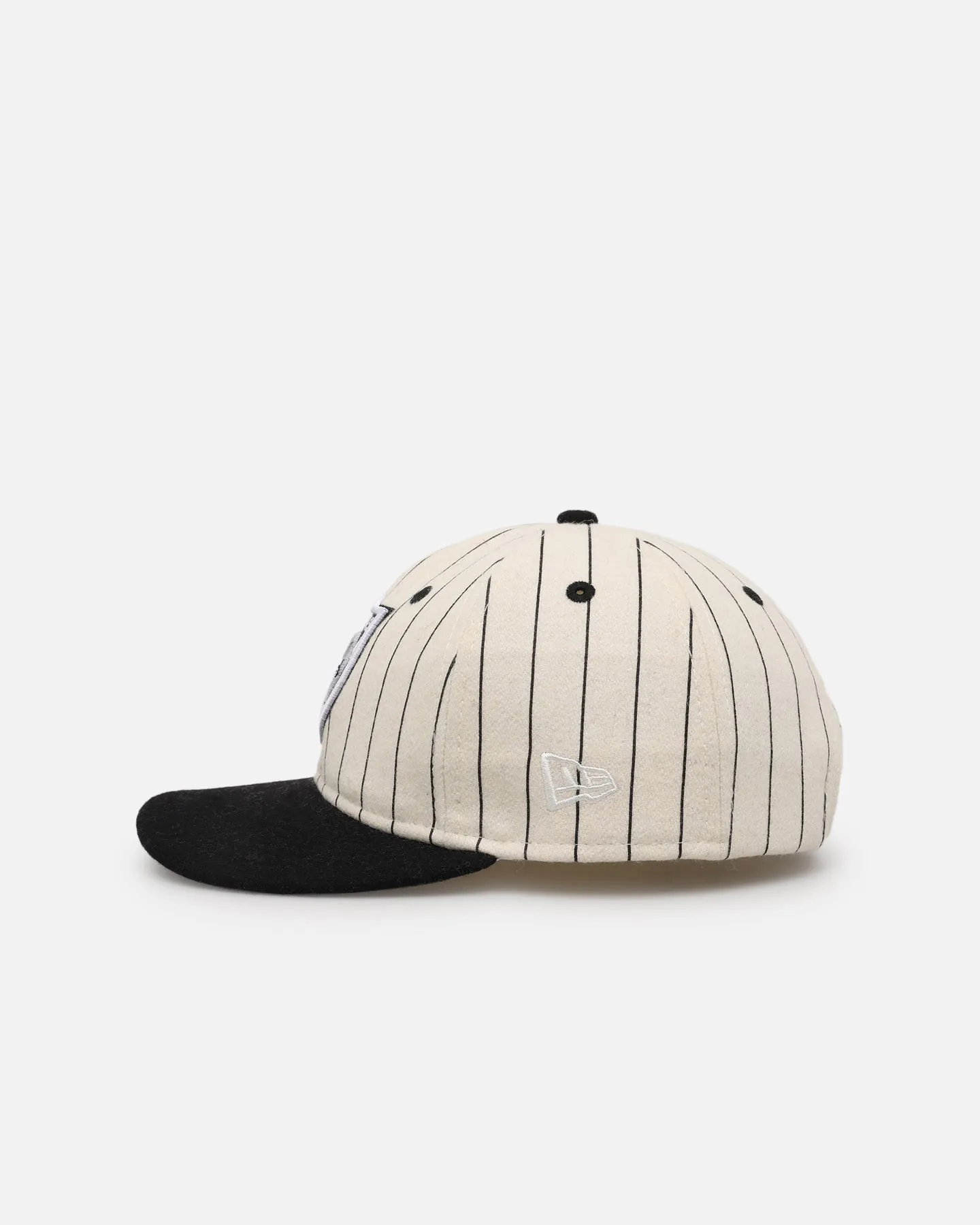 Off White/Black 9FIFTY Retro Crown Strapback for Las Vegas Raiders by New Era