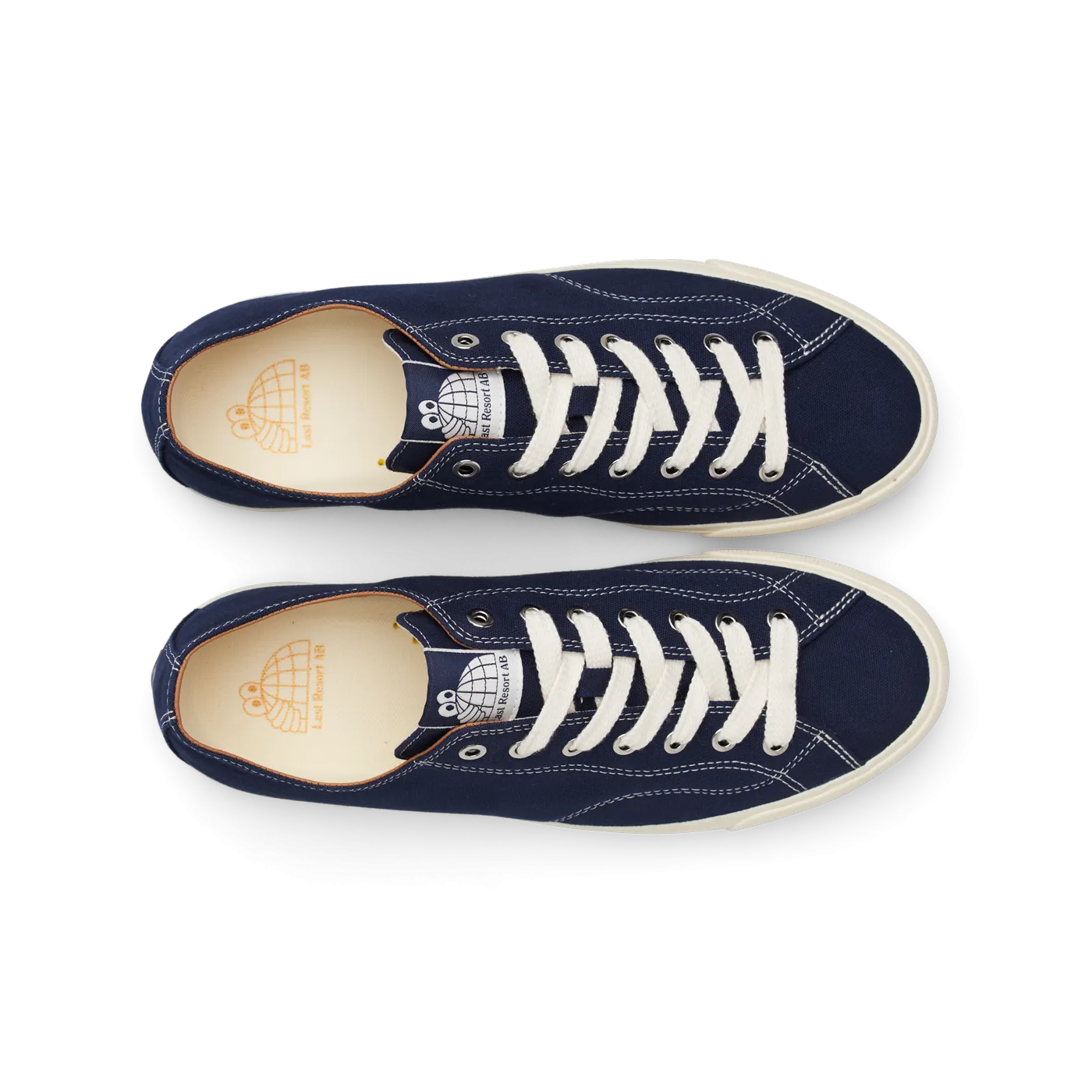 Low Canvas Shoes in Patriot Blue/White