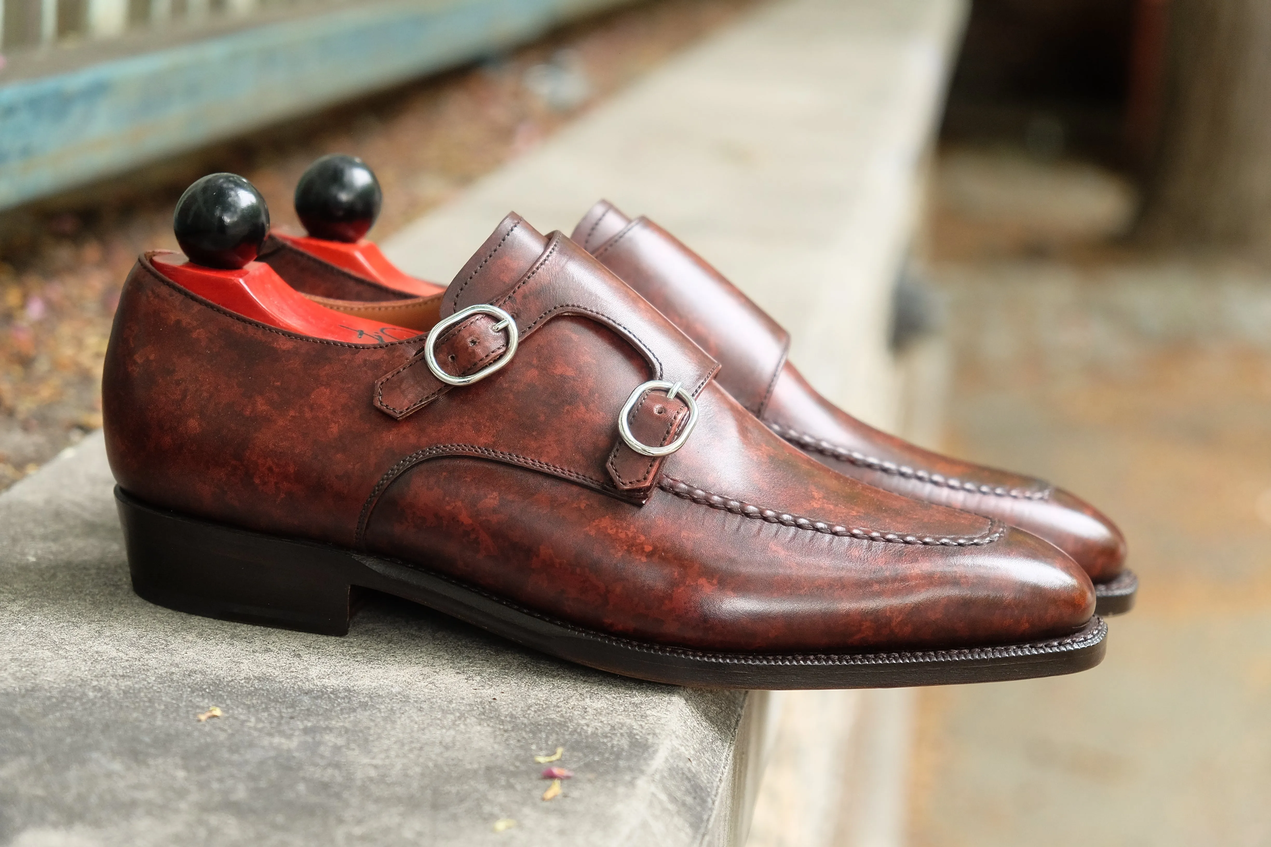 Handcrafted Leather Shoes with Walnut Marble Patina