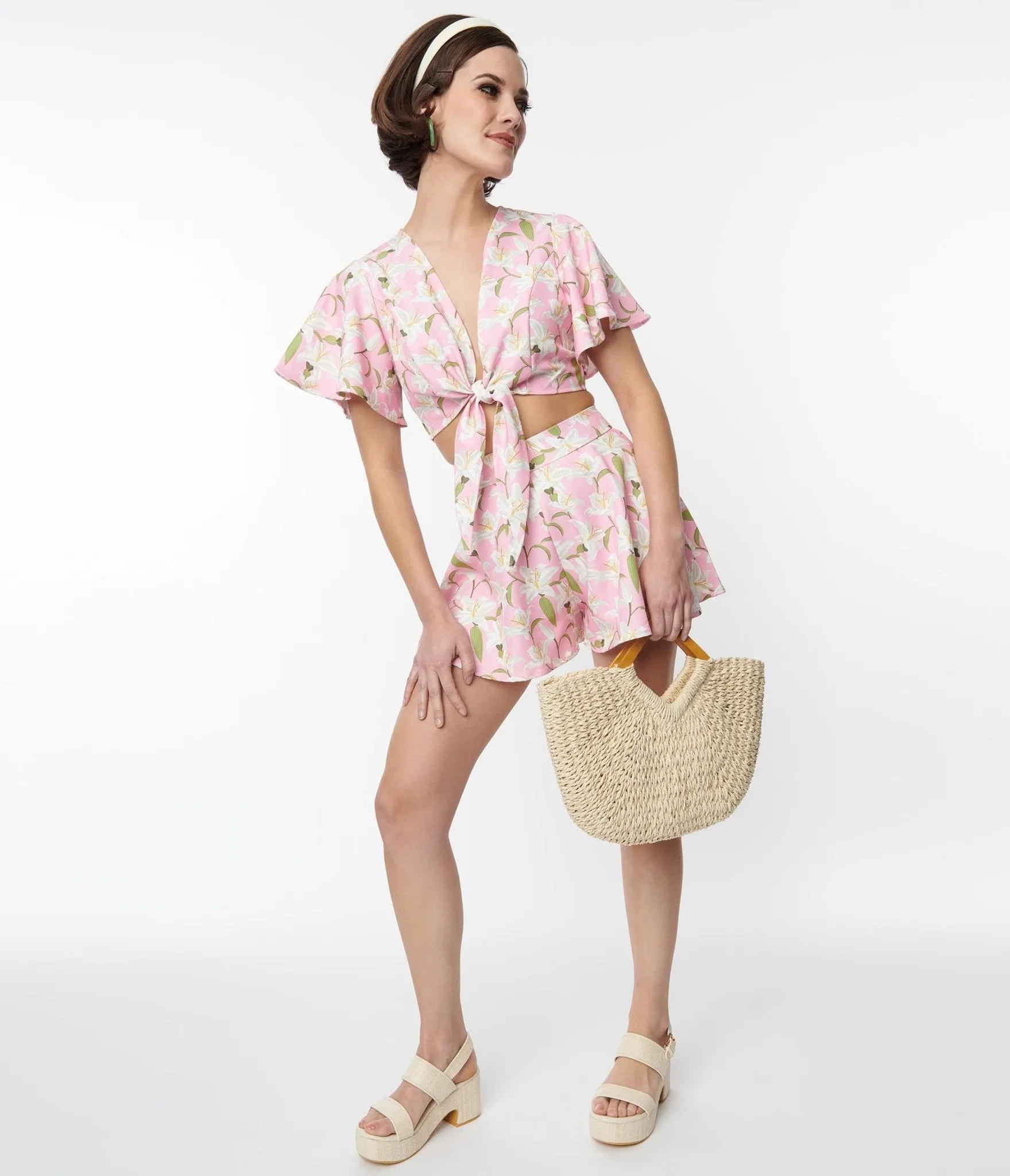 Chic Floral Top and Shorts Set with Pink & White Lilies