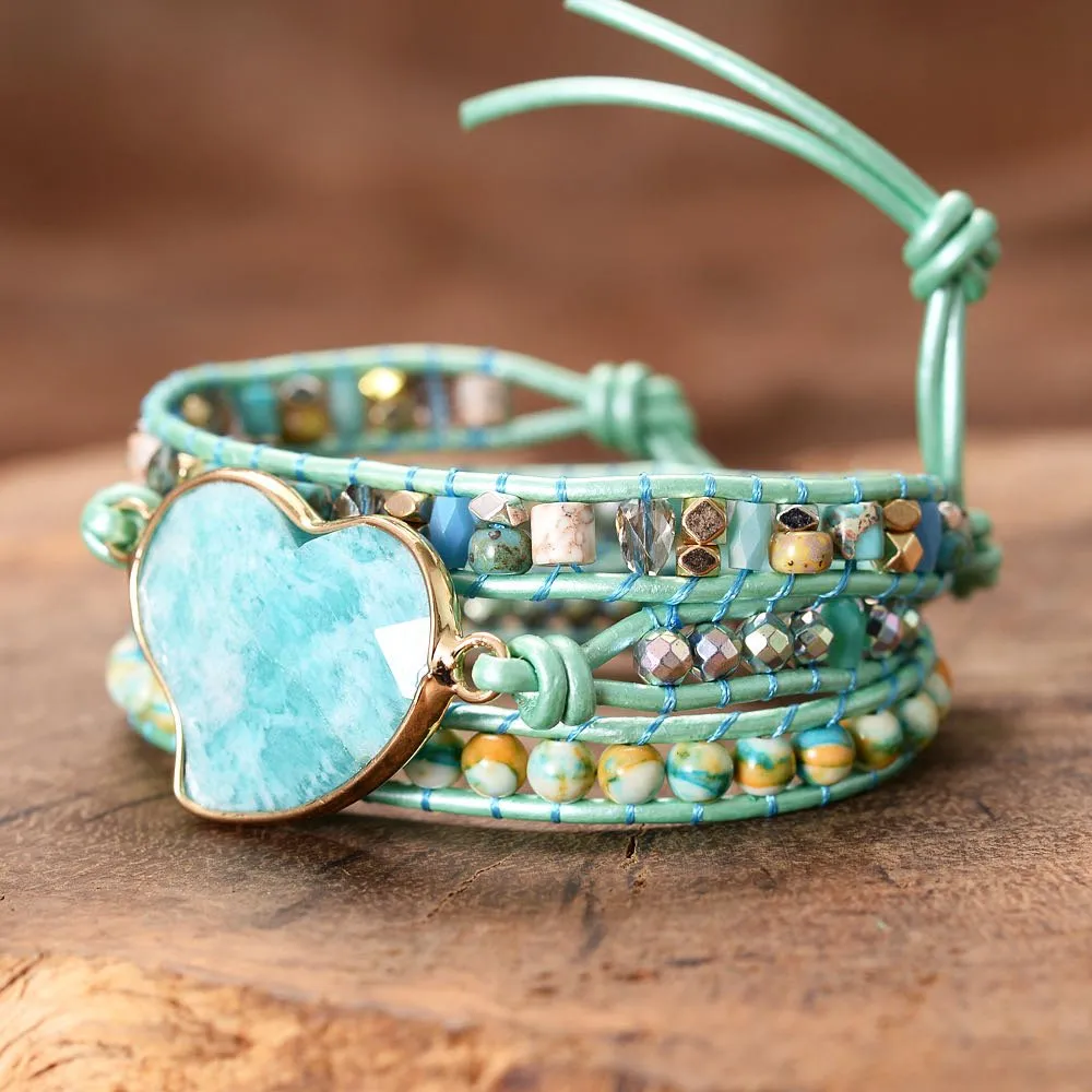 Protection Wrap Bracelet Vibrant Heart