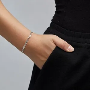 Stylish Chain Bracelet