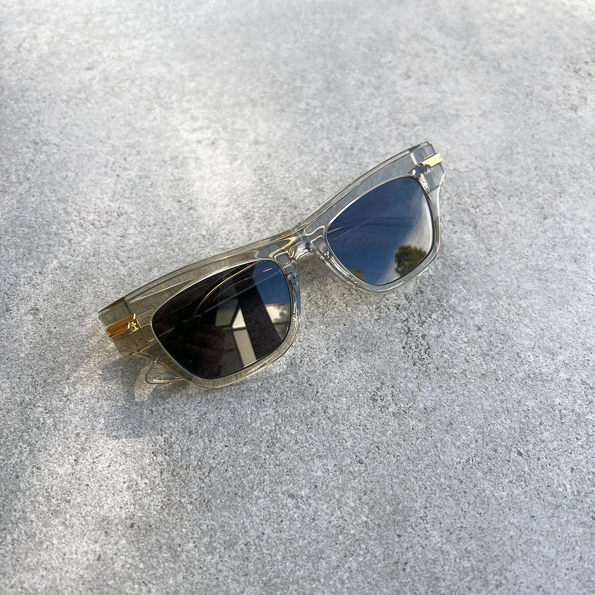 Beige Transculent Sunglasses by BV 1122